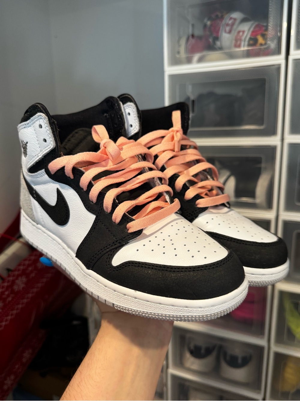 Nike Air Jordan 1 High - OG Bleached Coral